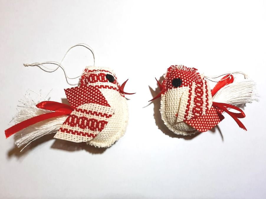 Červení ptáčci od Hany Buchtelové z Ručního tkaní