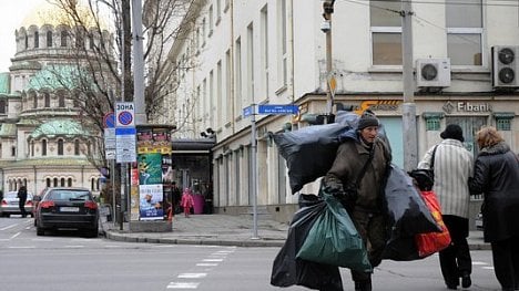 Náhledový obrázek - E15.cz z Bulharska: Nenávist vůči ČEZ opadla, lidé viní systém