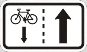 Dopravní značka E 12a Jízda cyklistů v protisměru