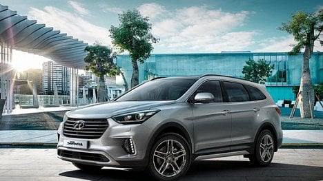 Náhledový obrázek - Hyundai Grand Santa Fe přijíždí na český trh v modernizované podobě