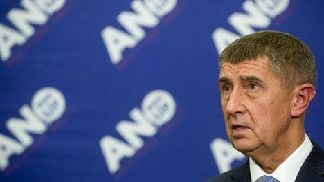 Náhledový obrázek - Babiš vlastní hnutí ANO. Drží všechny jeho ochranné známky