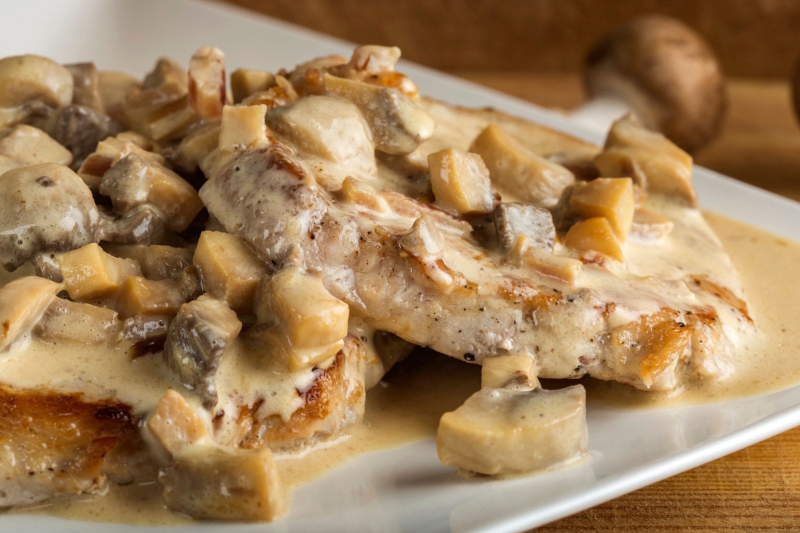 Autor: Shutterstock.com vepřová pečeně na smetaně