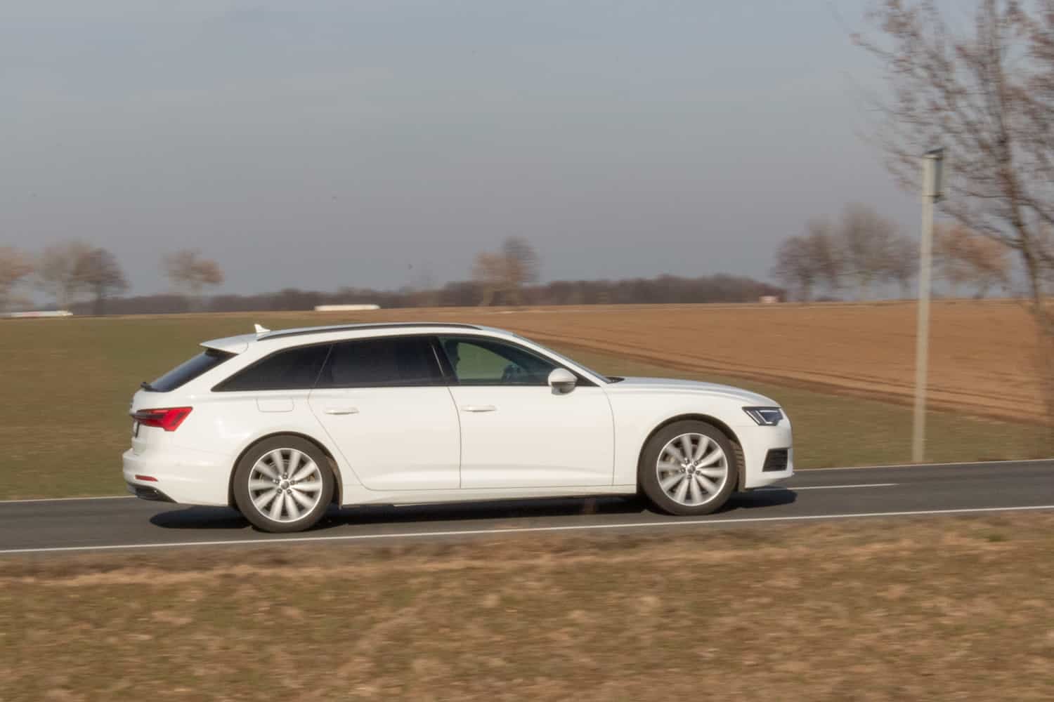 2019-02-Audi-A6-Avant-40-TDI-62.jpg