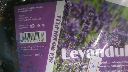 Společnost MAURIA uvedená na etiketě odmítá jakoukoli spojitost s těmito kosmetickými přípravky, skutečný výrobce je neznámý.