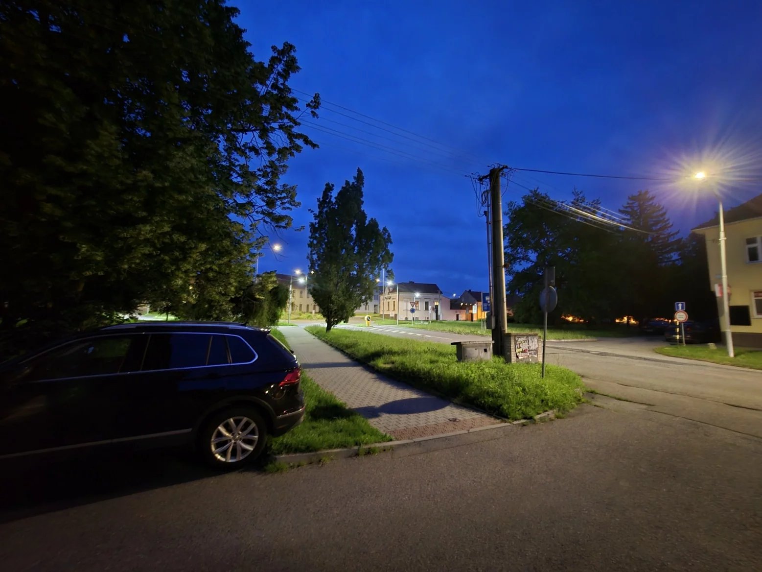 Ultraširokoúhlý 12Mpx fotoaparát