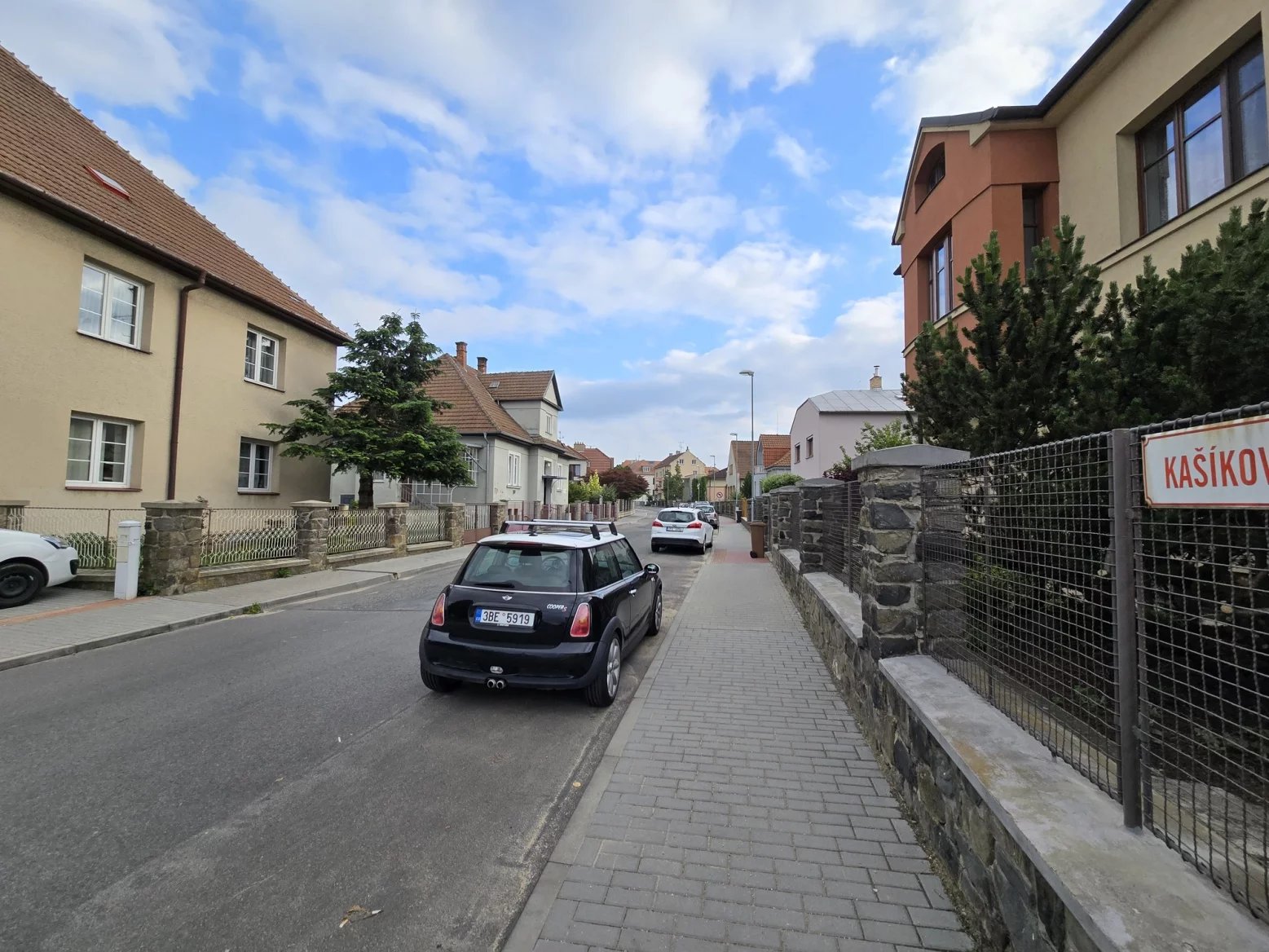 Ultraširokoúhlý 12Mpx fotoaparát