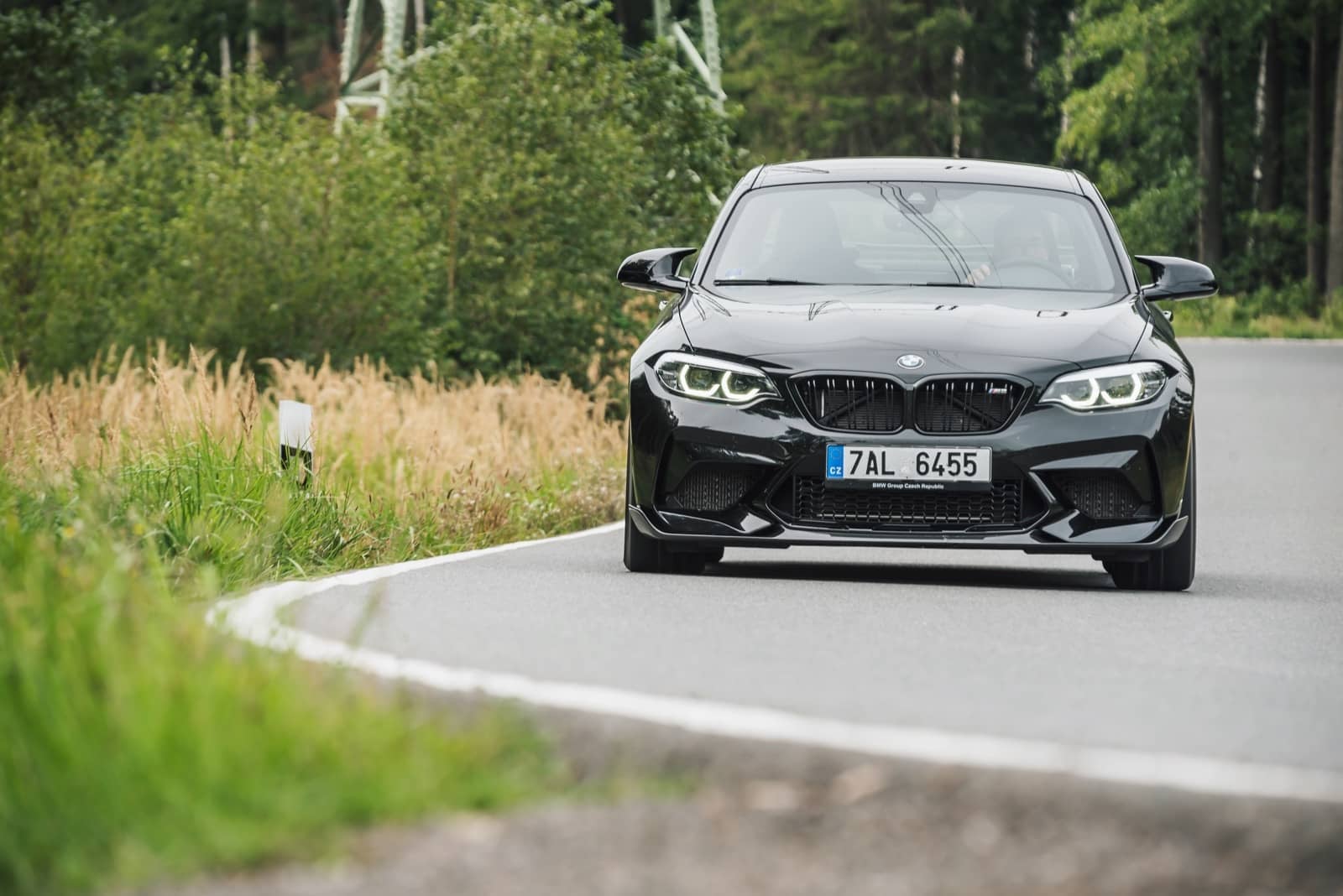 2019-11-Audi-TT-RS-vs-BMW-M2-vs-Nissan-370Z-00059.jpg
