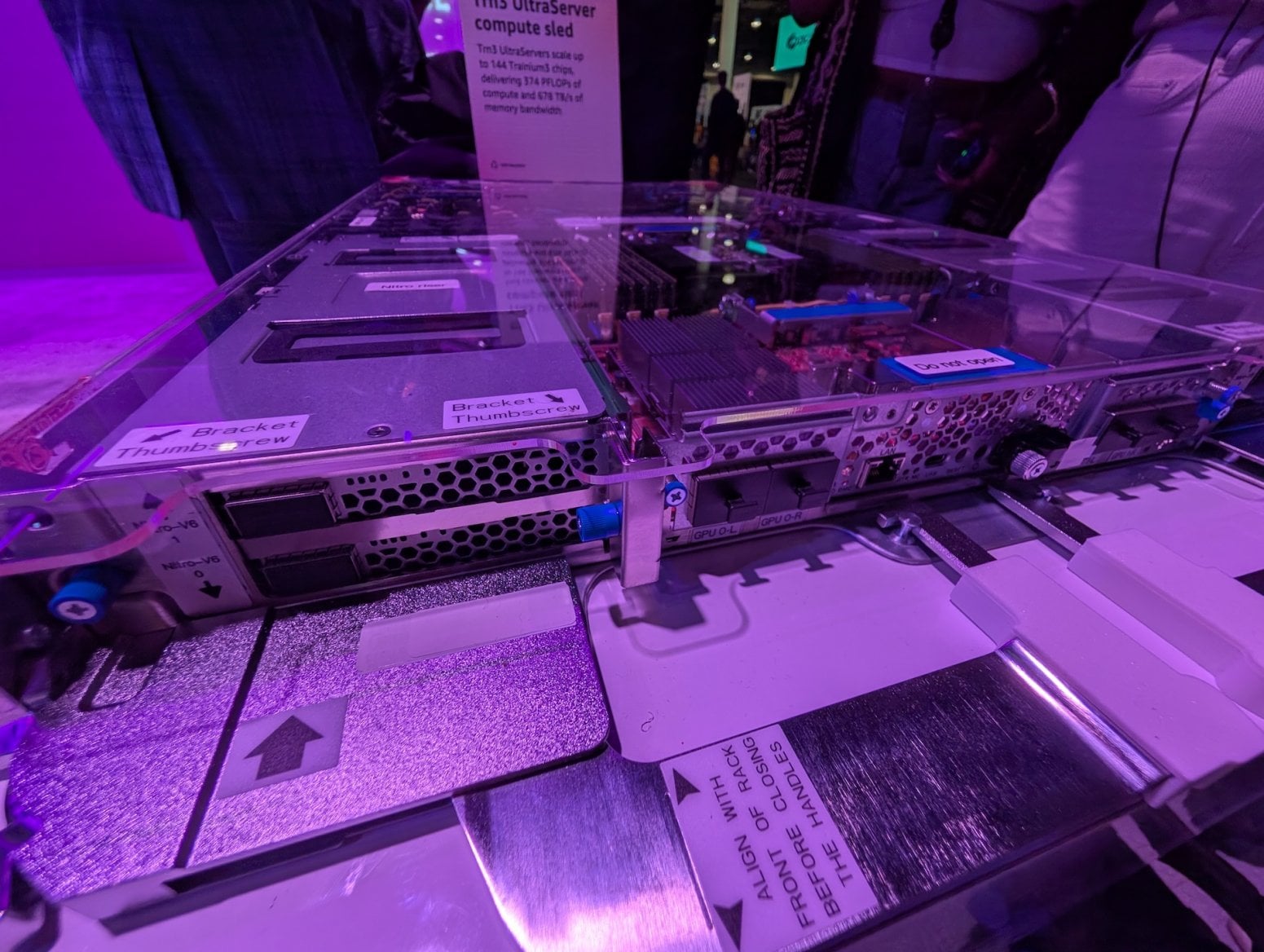 AWS UltraServer, Trainium, Inferentia, Graviton a další hardware