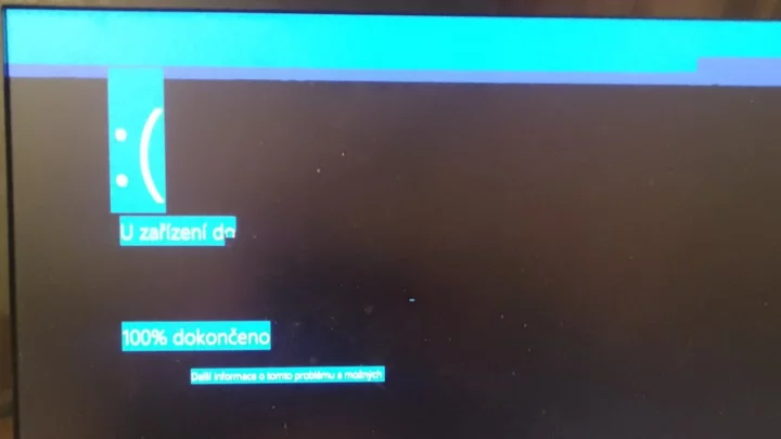 Fakt stylová BSOD obrazovka Windows 10