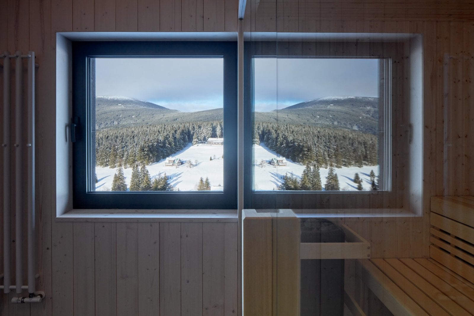 Chalupa Milada od studia ADR