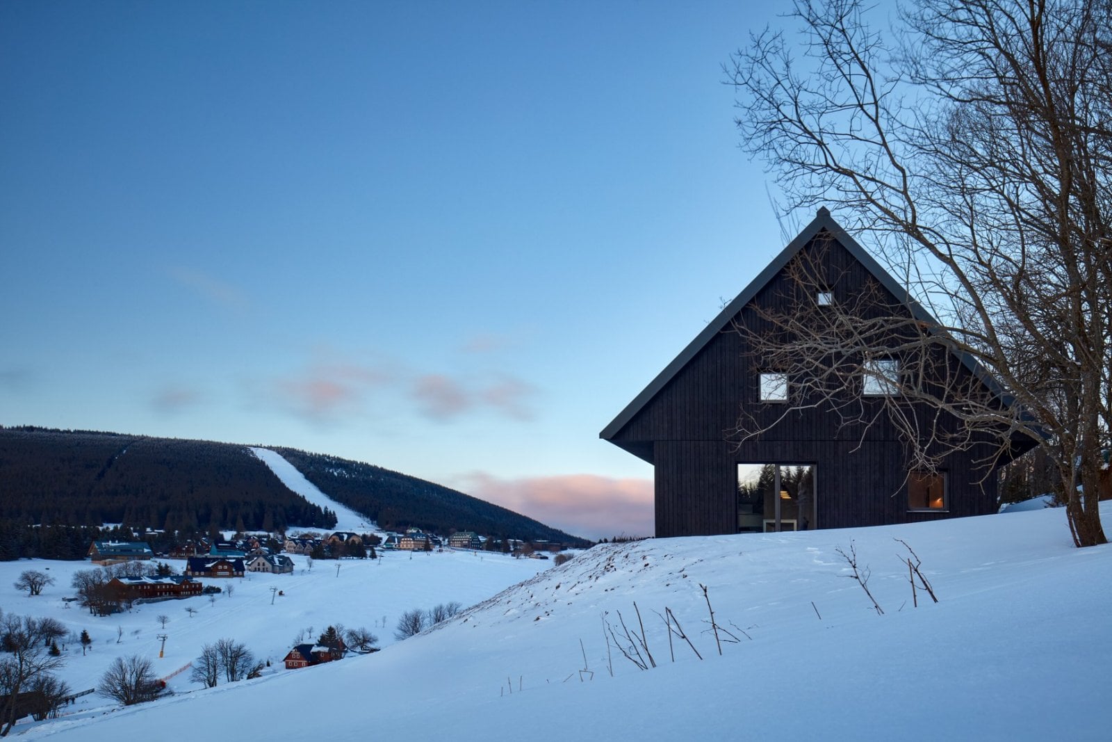 Chalupa Milada od studia ADR