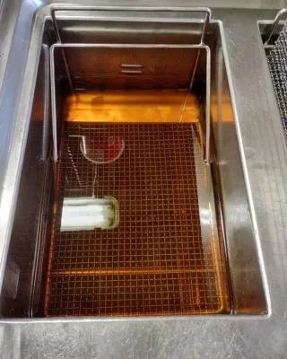 Kontrola fritovacích olejů v restauracích