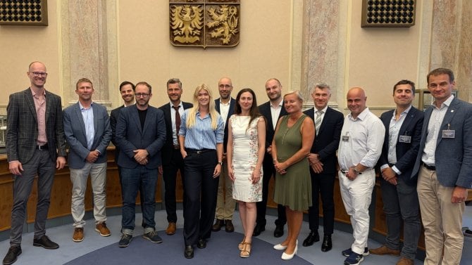 Startupová tripartita