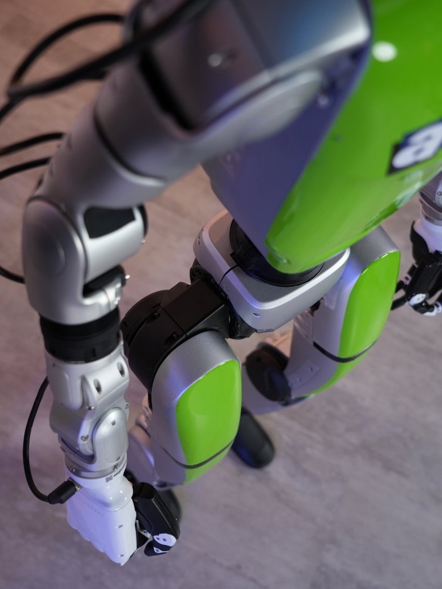 Humanoidní roboti v Alza.cz