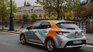 Náhledový obrázek - Toyota dodala dalších 190 hybridů pro carsharing