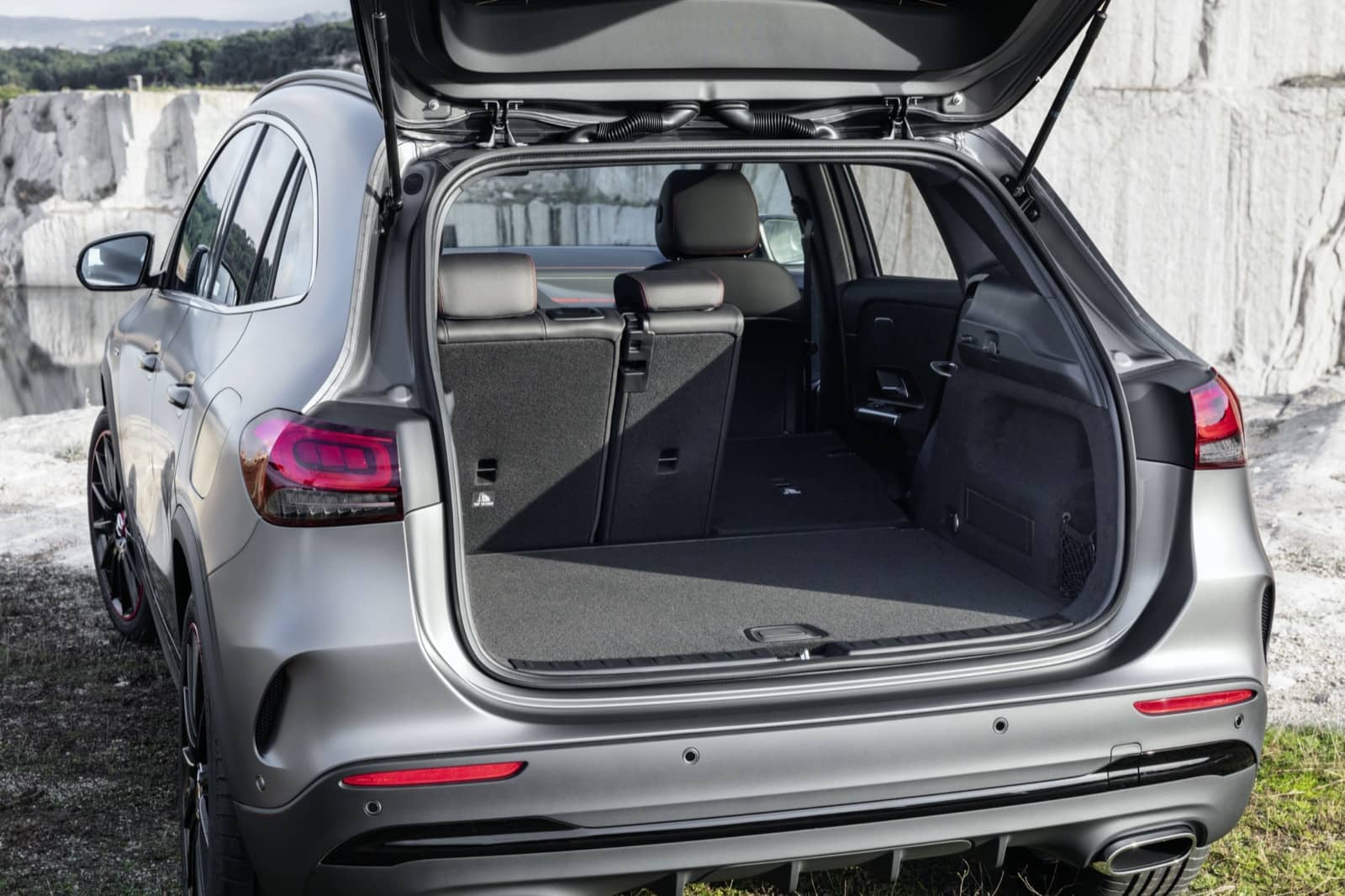 2020-08-Mercedes-Benz-GLA-2020-32.jpg