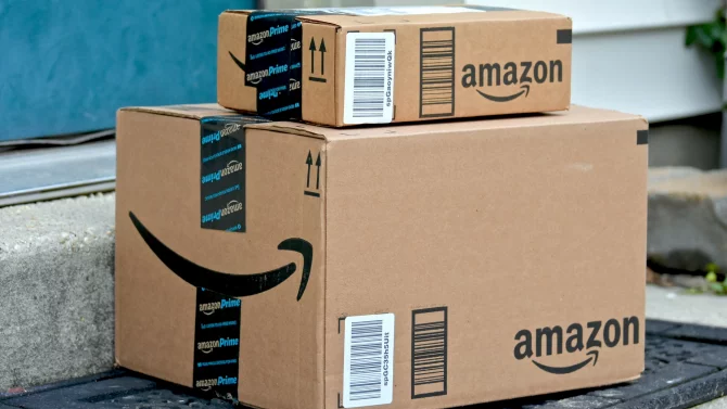 Amazon vyráží do boje s konkurenty Temu a Shein. Zákazníkům nabídne levné čínské zboží, jeho doprava ale bude trvat déle