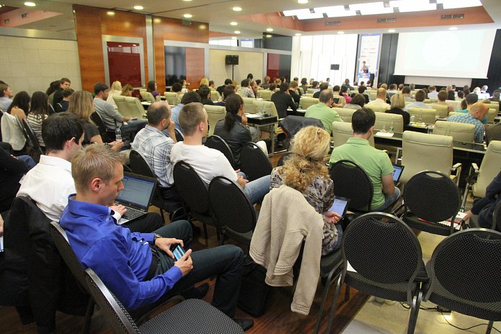 Firmy v sociálních sítích — publikum