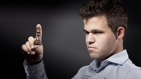 Náhledový obrázek - Šampion Carlsen koupil od šachového amatéra tréninkovou platformu. Za milion liber