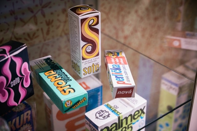 Retro kosmetika