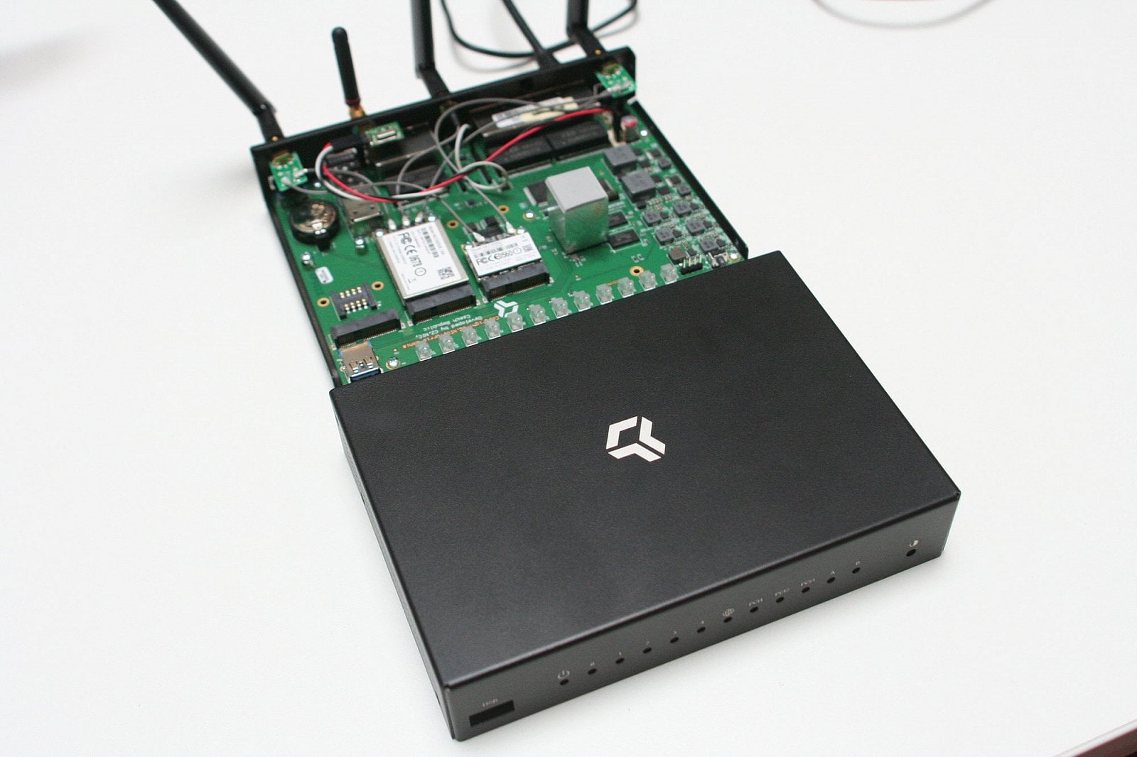 Turris Omnia na LinuxDays 2016