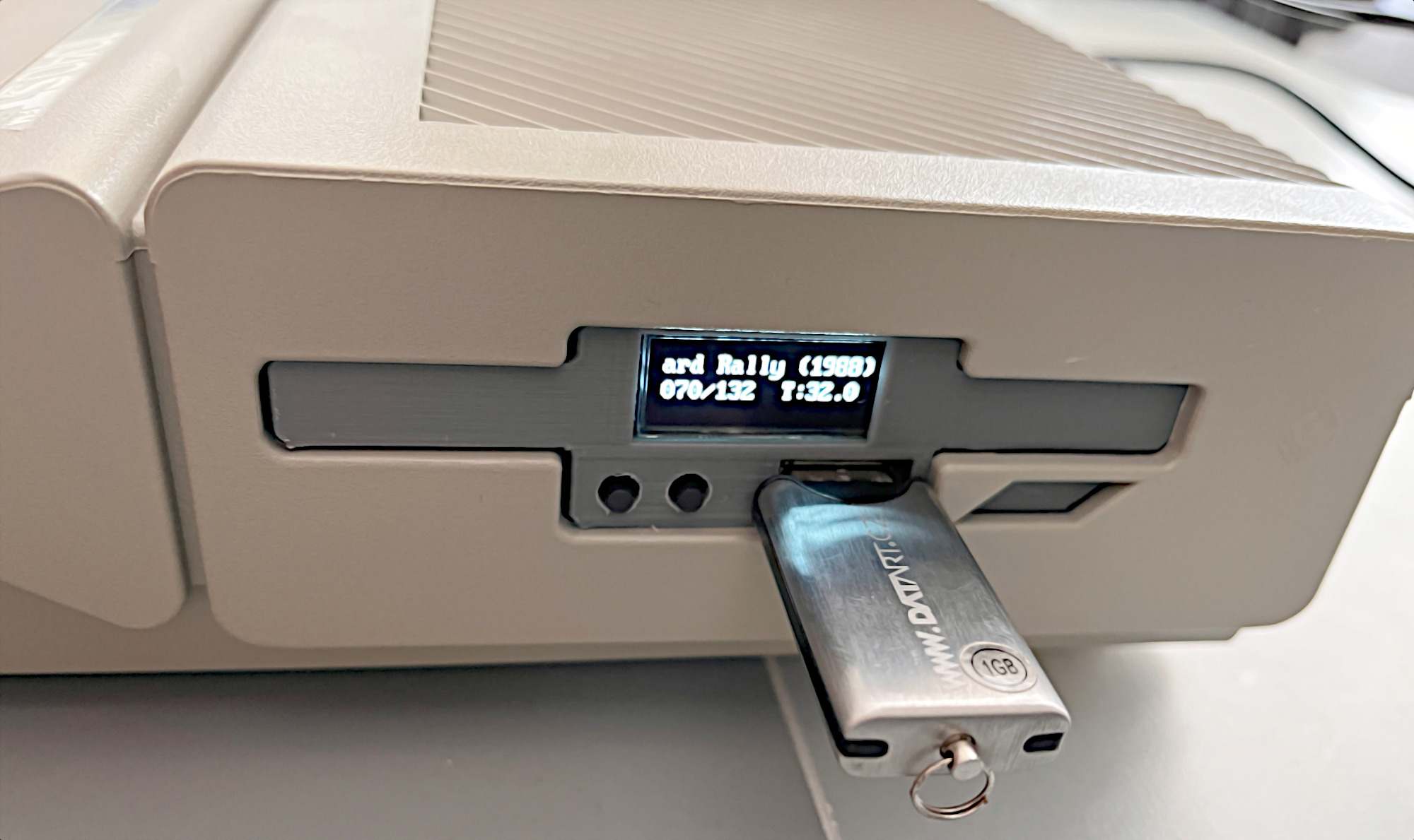 A již kompletně zpět sestavený počítač.