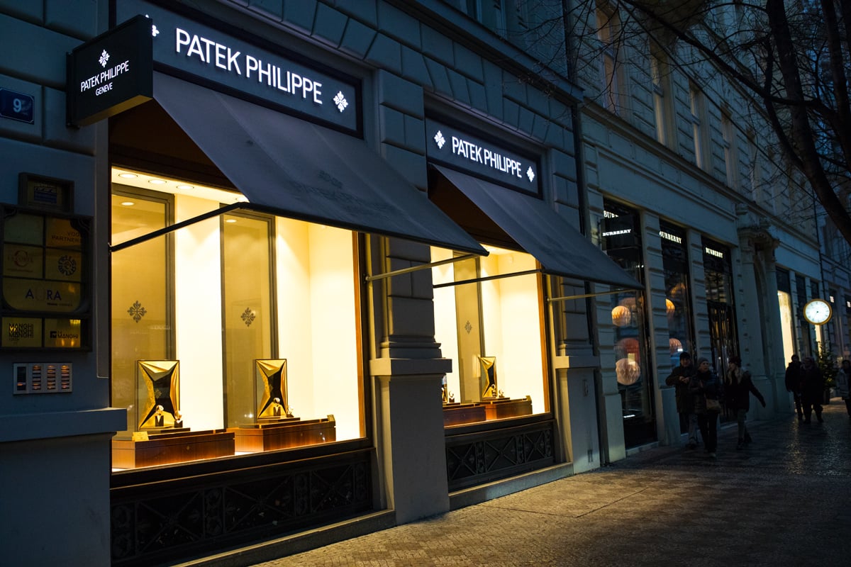 Vánoce v jedné z nejdražších českých ulic. Navštivte Pařížskou