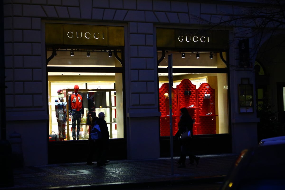 Vánoce v jedné z nejdražších českých ulic. Navštivte Pařížskou