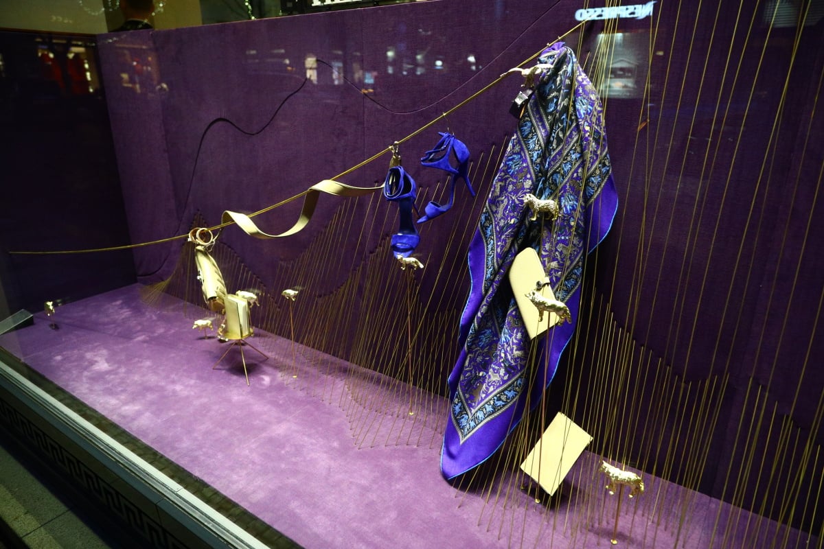 Vánoce v jedné z nejdražších českých ulic. Navštivte Pařížskou