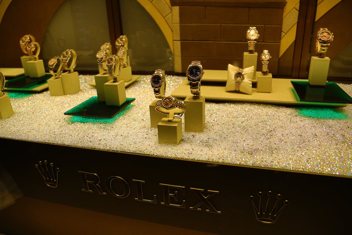 Vánoce v jedné z nejdražších českých ulic. Navštivte Pařížskou