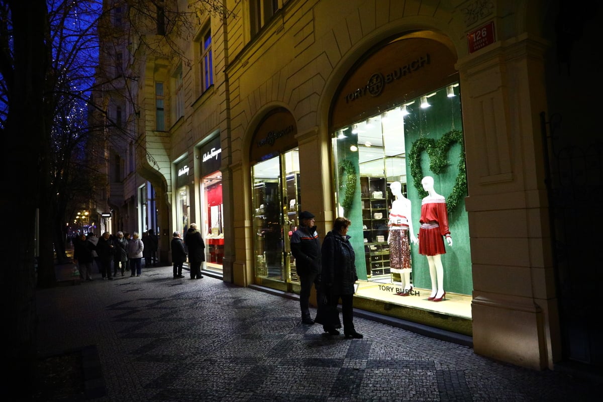 Vánoce v jedné z nejdražších českých ulic. Navštivte Pařížskou