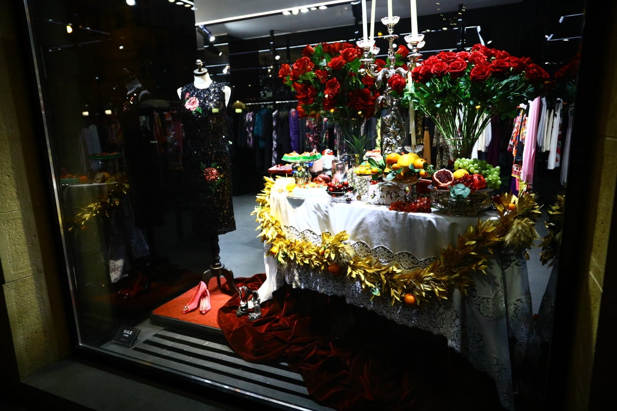 Vánoce v jedné z nejdražších českých ulic. Navštivte Pařížskou