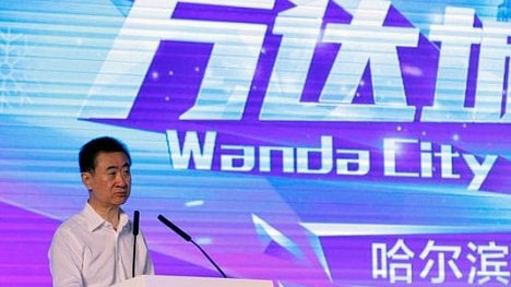 Náhledový obrázek - Už ani jüan. Čína nařídila velkým bankám nepůjčovat konglomerátu Dalian Wanda