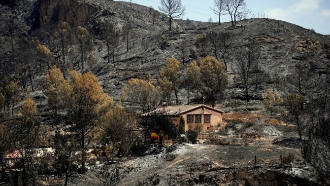 Dům v andaluské provincii Almería, kterou letos postihly ničivé požáry