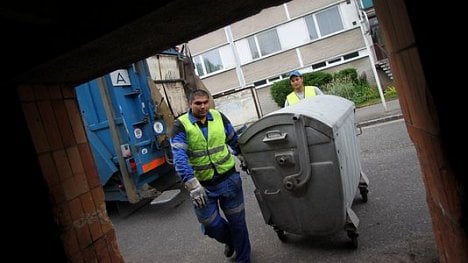 Náhledový obrázek - Svoz komunálního odpadu v Praze zdraží o 30 procent. Město tím získá 220 milionů korun