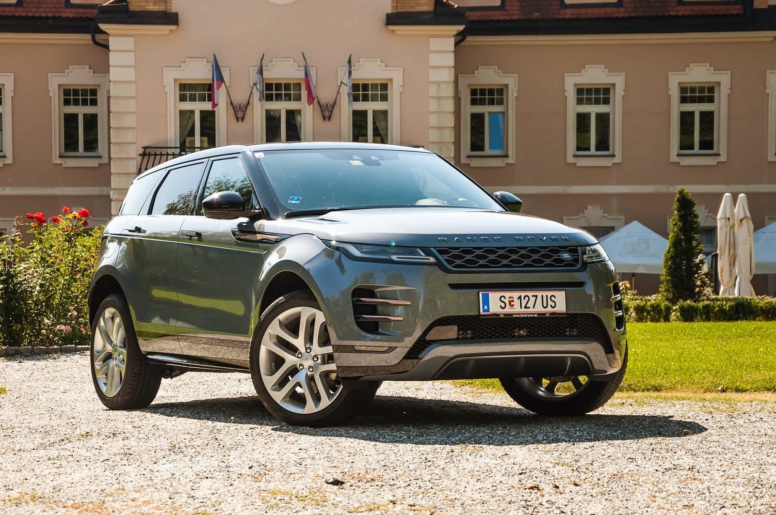 2019-09-Range-Rover-Evoque-2020-31-of-40.jpg