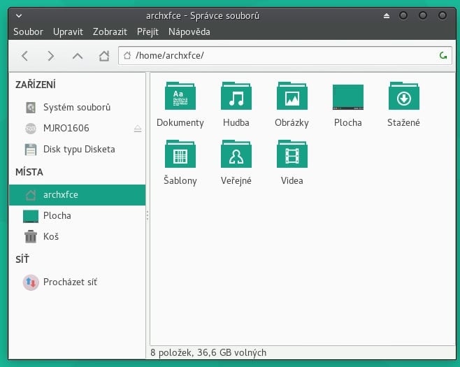 Manjaro: prostředí XFCE