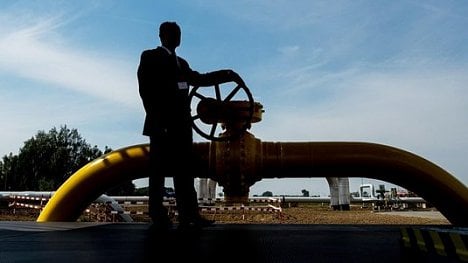 Náhledový obrázek - Plynová kapitulace. Evropská komise čelí kvůli kompromisu s Gazpromem kritice