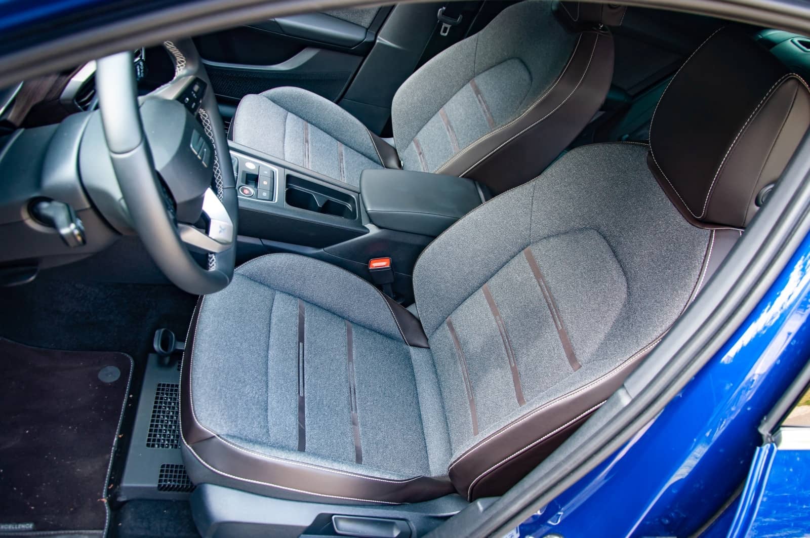 2020-10-seat-leon-22.jpg
