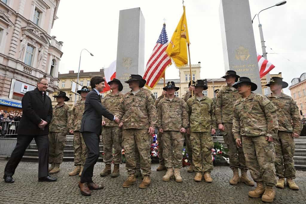 2017-10-americ48danc3a9-opouc5a1tc3ad-c48desko-prvnc3ad-c48dc3a1