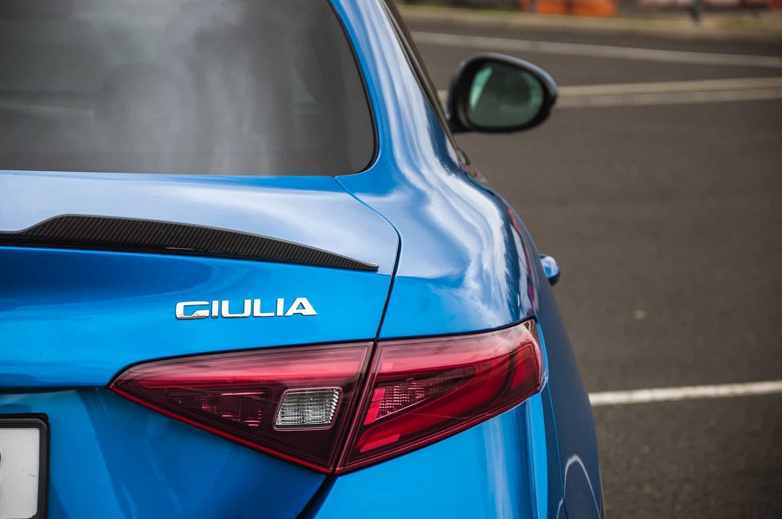 2019-03-giulia-qv-vs-stelvio-qv-37.jpg