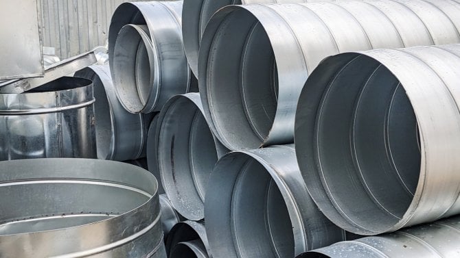 Produkce hliníku se navzdory clům do USA nestěhuje. Důvodem jsou rostoucí ceny energií
