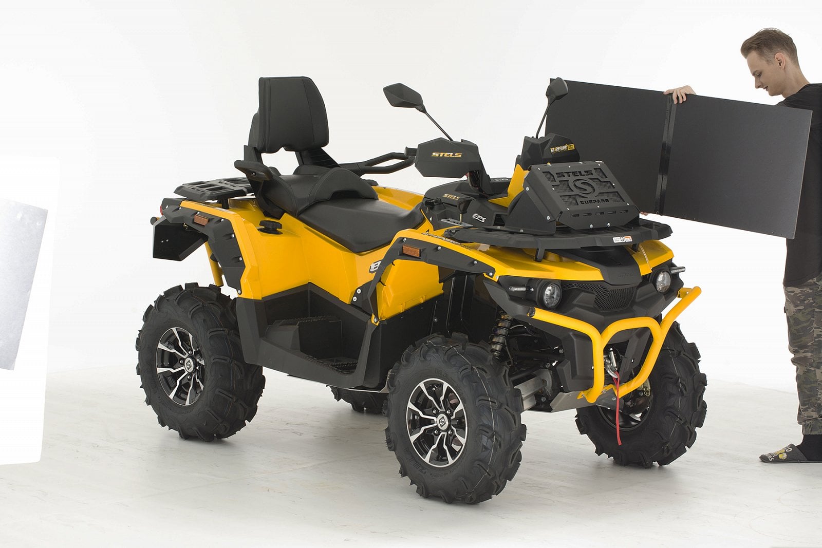 Záleží na tom, zda se musí průběžně posunovat odrazné desky.