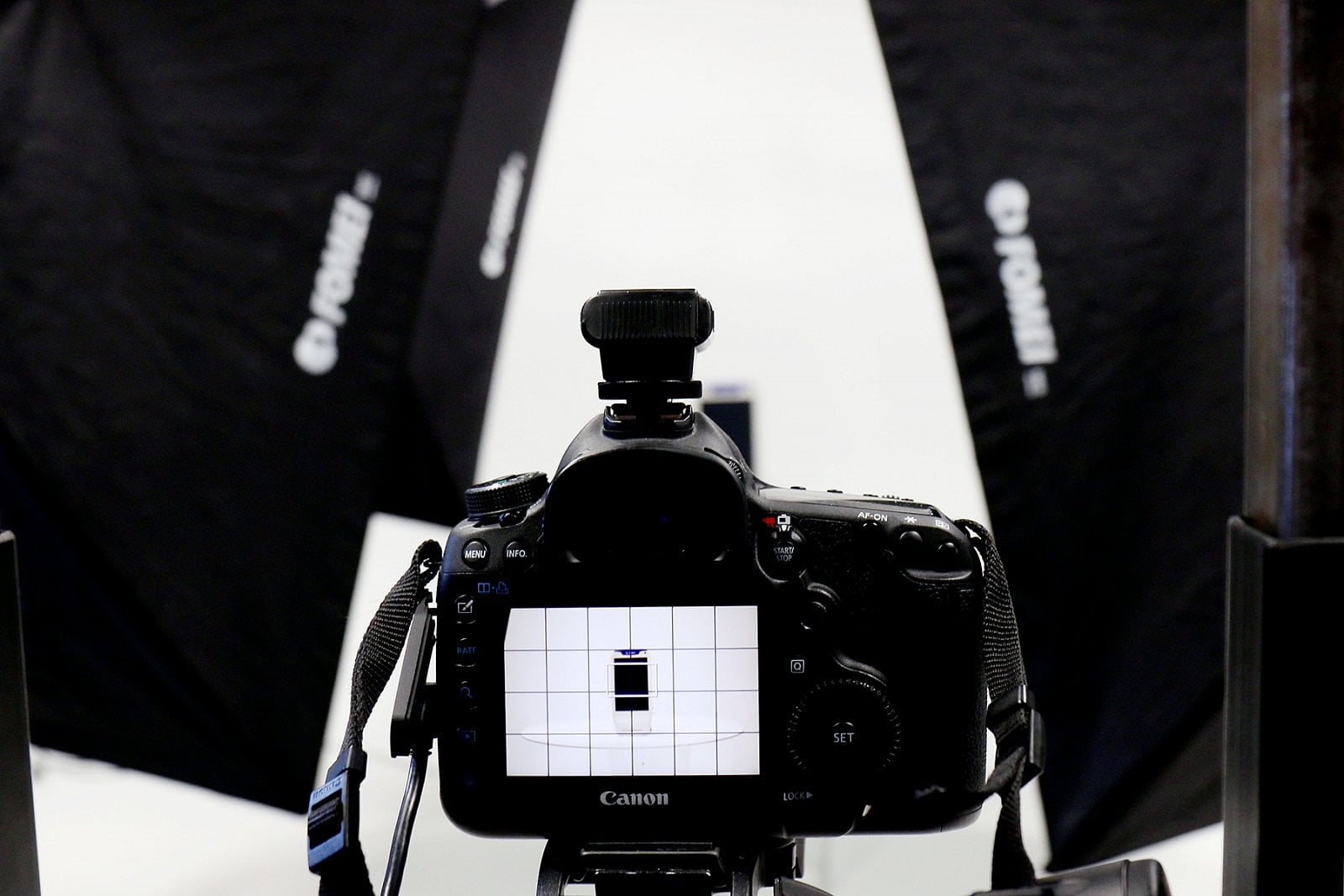 Podle zkušeností Lukáše Vlčka z Ateliéru Mošnov si tuzemské obchody objednávají 360° fotografie, které se obvykle skládají až ze 100 snímků.