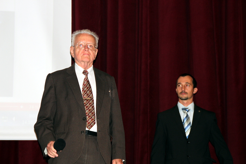 Jak to vypadalo na konferenci Radiokomunikace 2015 v Pardubicích