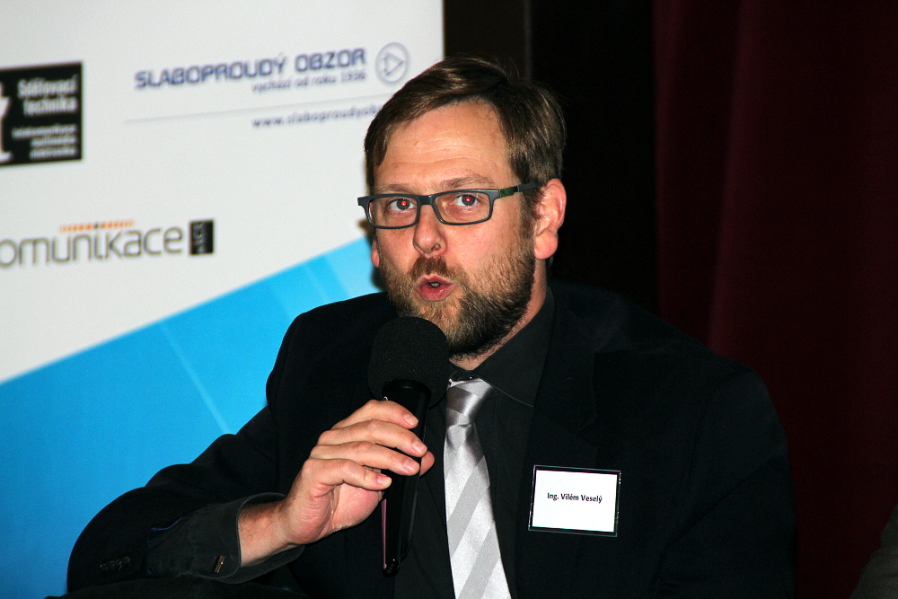 Jak to vypadalo na konferenci Radiokomunikace 2015 v Pardubicích