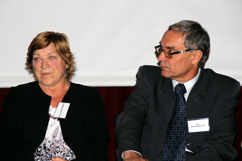 Jak to vypadalo na konferenci Radiokomunikace 2015 v Pardubicích