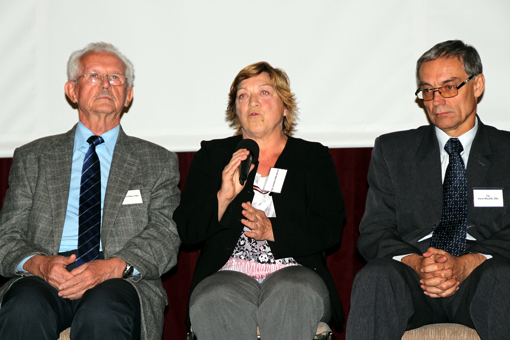 Jak to vypadalo na konferenci Radiokomunikace 2015 v Pardubicích