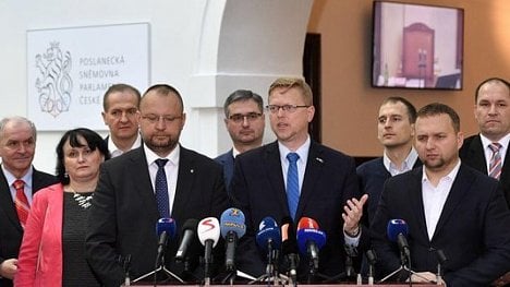 Náhledový obrázek - Blok pravicových stran neodevzdá hlasy při volbě šéfa Sněmovny