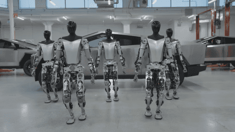 Náhledový obrázek - Humanoidní roboty začne Tesla používat už příští rok, tvrdí Elon Musk. Zákazníci si však počkají